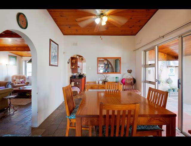 2 BEDROOM HOUSE FOR SALE IN BLUFF